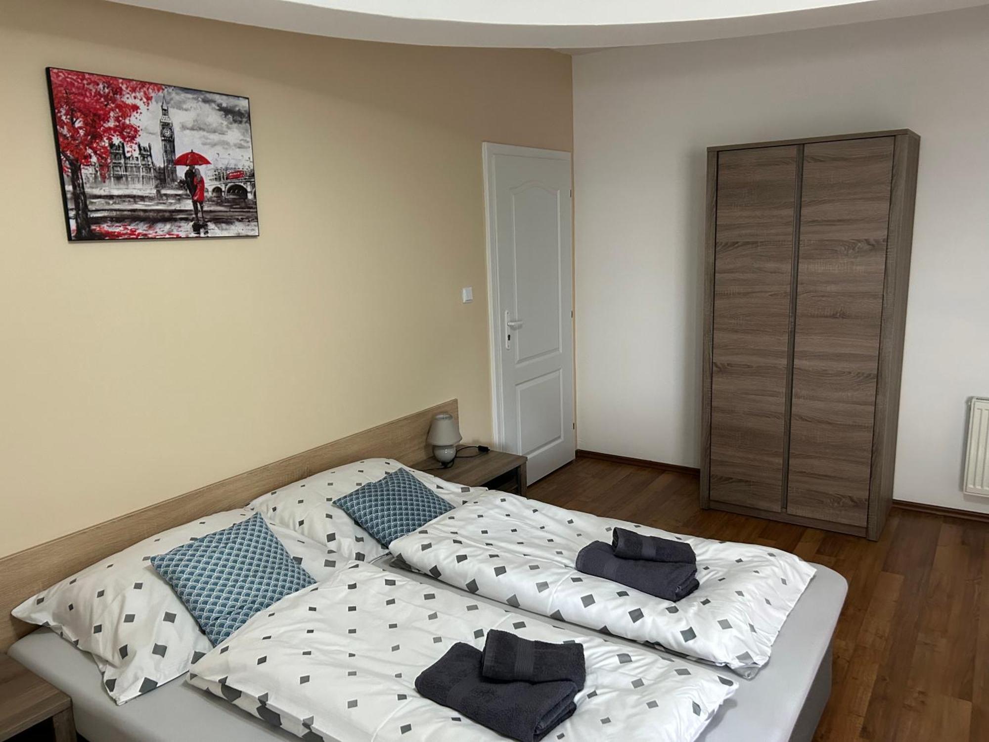 Konde Apartments A Dunajská Streda Zewnętrze zdjęcie