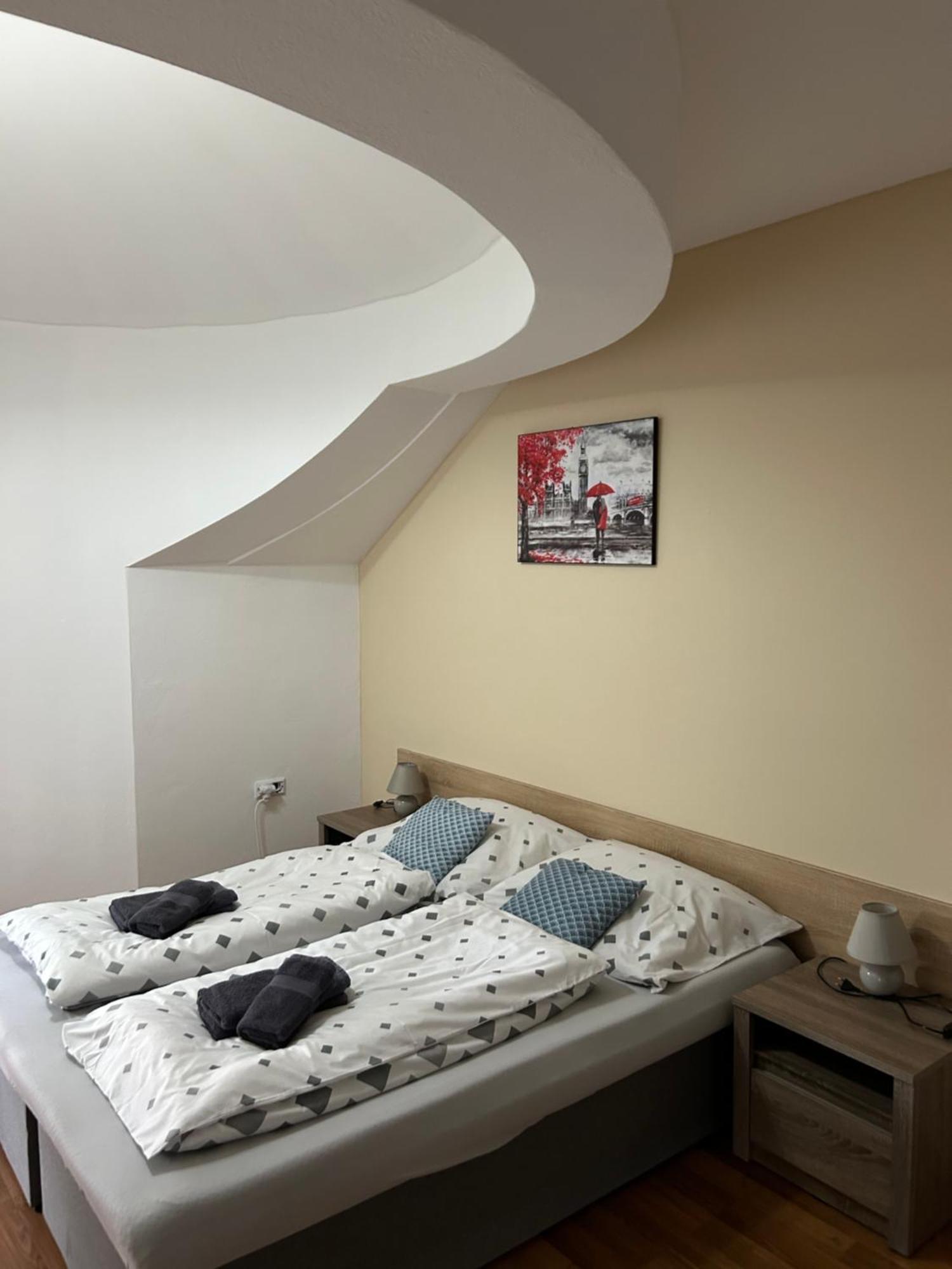 Konde Apartments A Dunajská Streda Zewnętrze zdjęcie